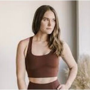 Girlfriend Collective Paloma Racerback Sports Bra Brown NWT Size M Studio Yoga